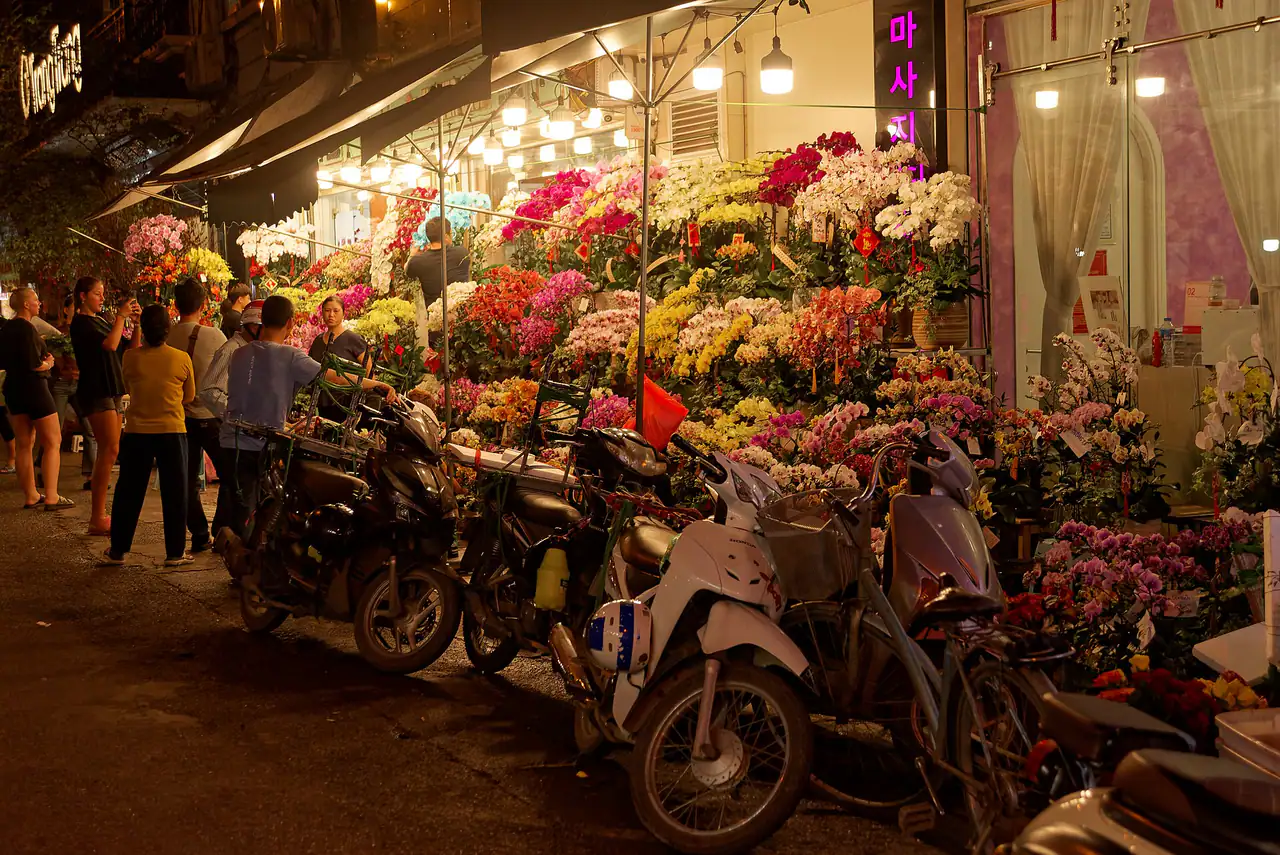 Old Quarter market, Hanoi, Vietnam, 20240204 1810 5887