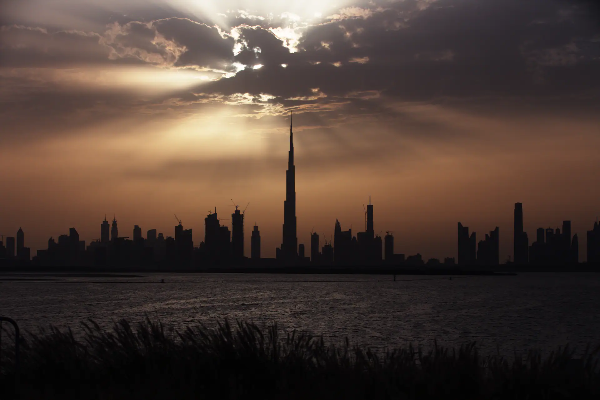 Burj Khalifa (worlds tallest building) and the Dubai skyline