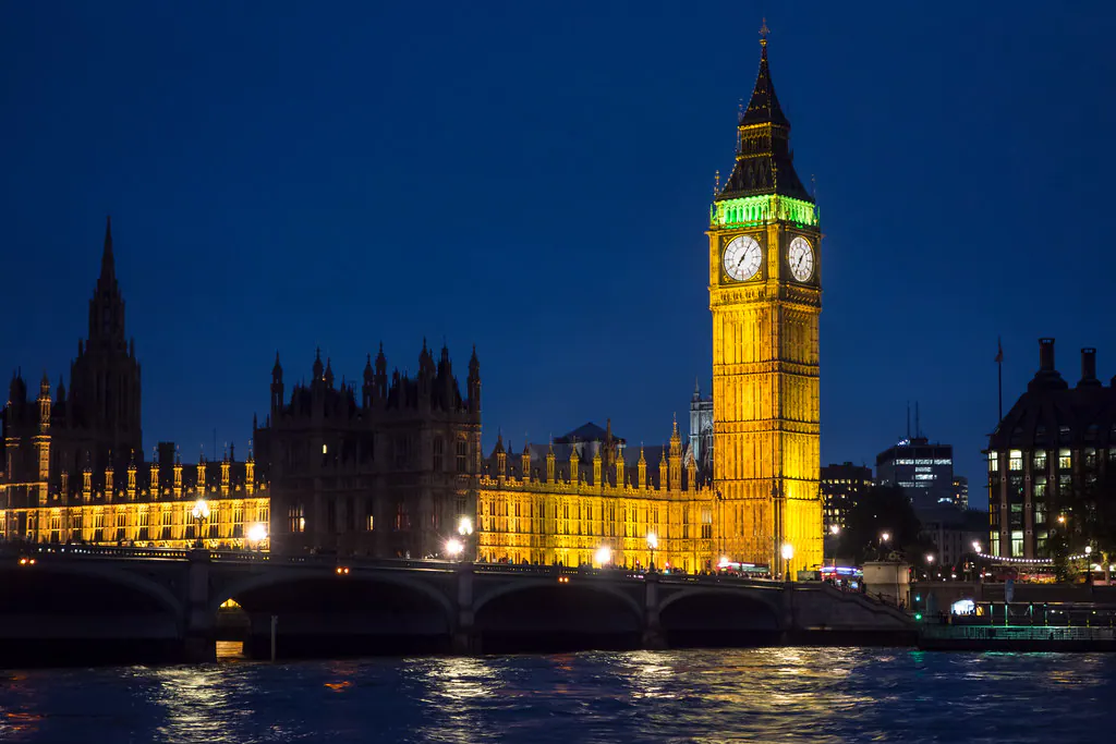 London's Big Ben, Elizabeth Tower on River Thames at Night