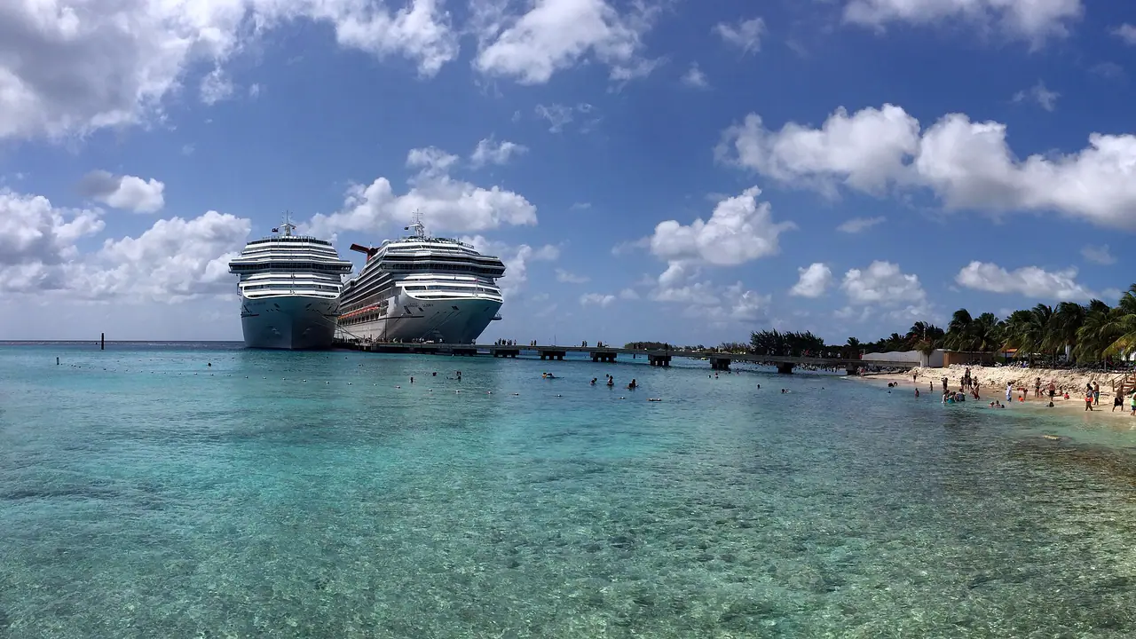 Turks and Caicos Islands - Grand Turk - Beach - Panorama (2) (carnival) — Parrot Cay